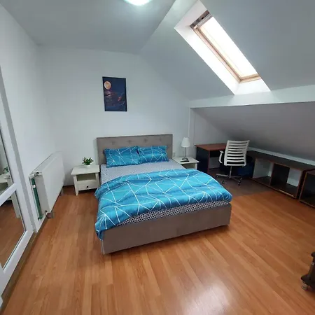 Apartamento 5 Centru, La 5 Minute De Plaja Costinesti